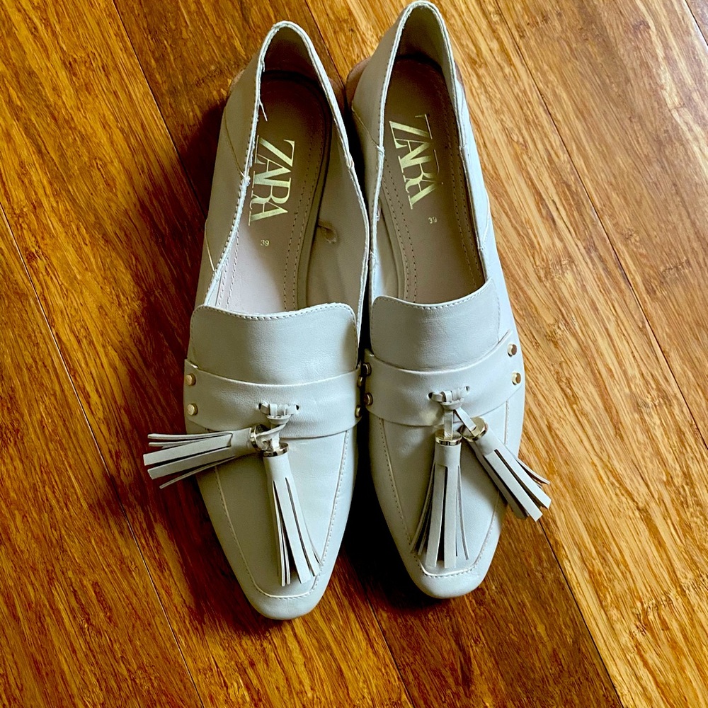 Zara tassel loafers